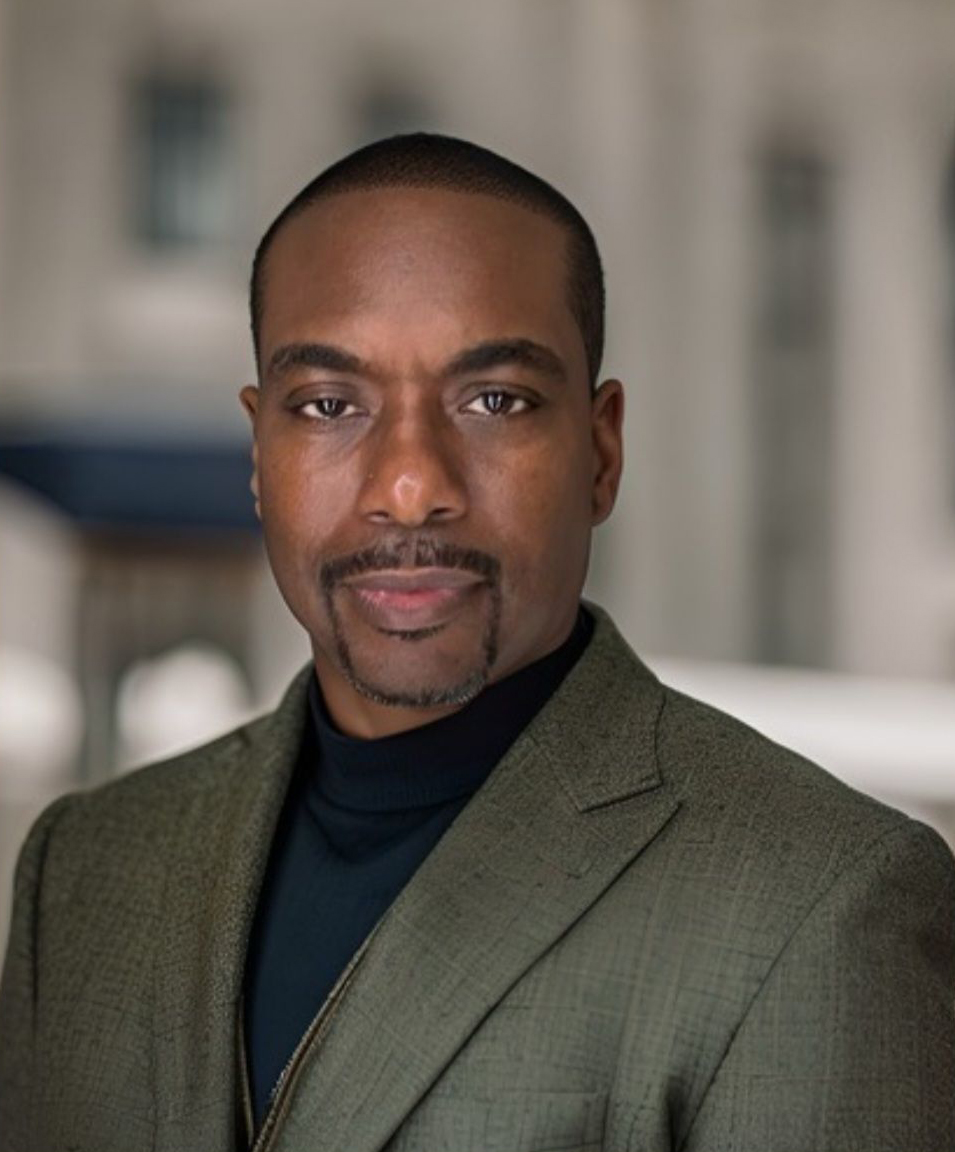 Official portrait of Max Fortune